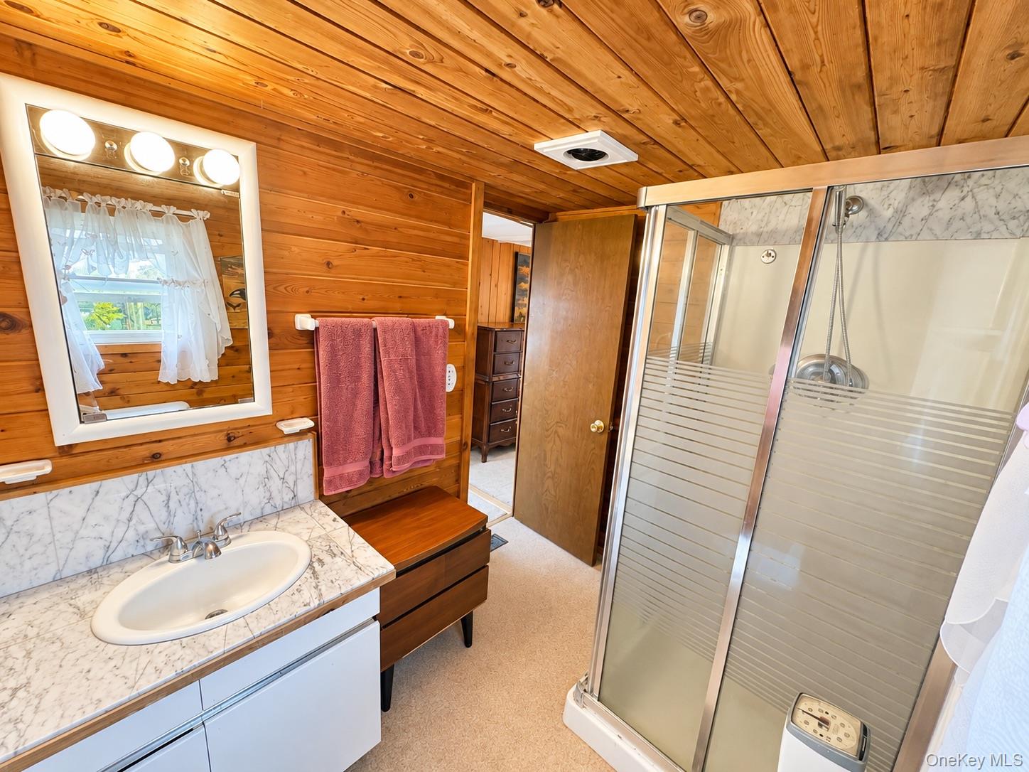 12 Betsy Ross – For Sale photo 15