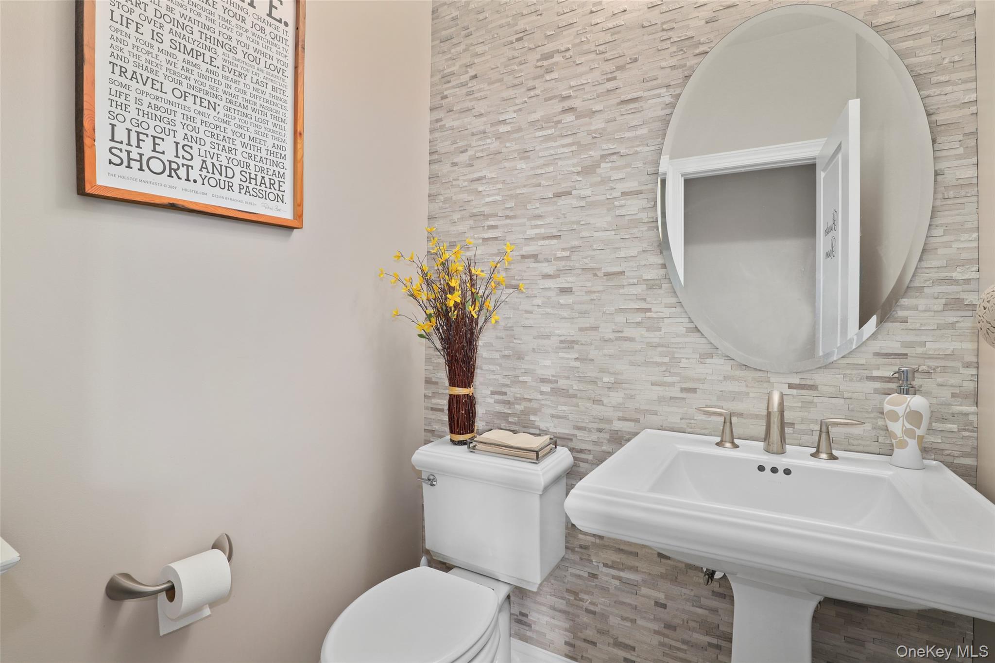 8 Langeloth Drive – For Sale photo 15