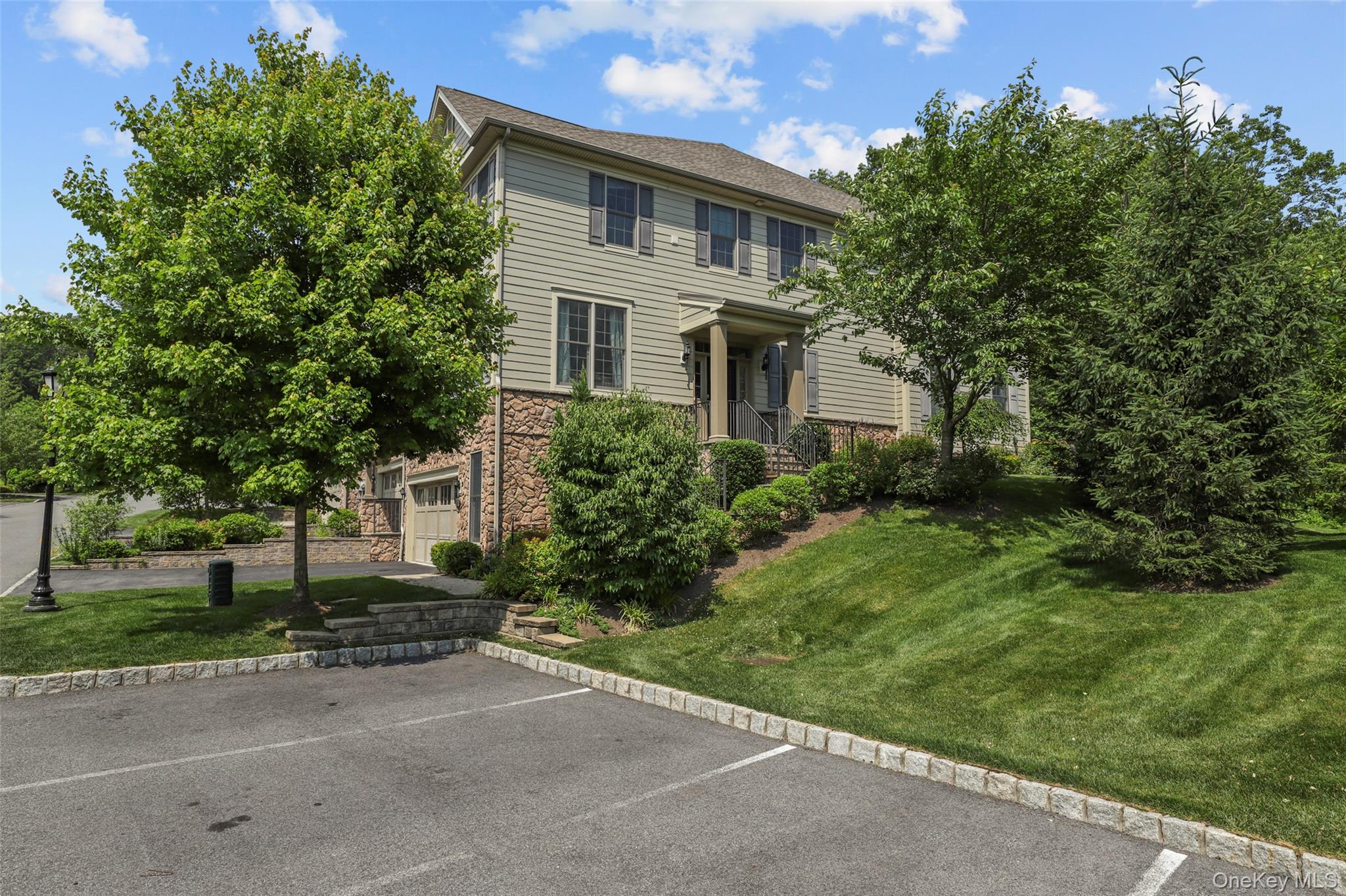 8 Langeloth Drive – For Sale