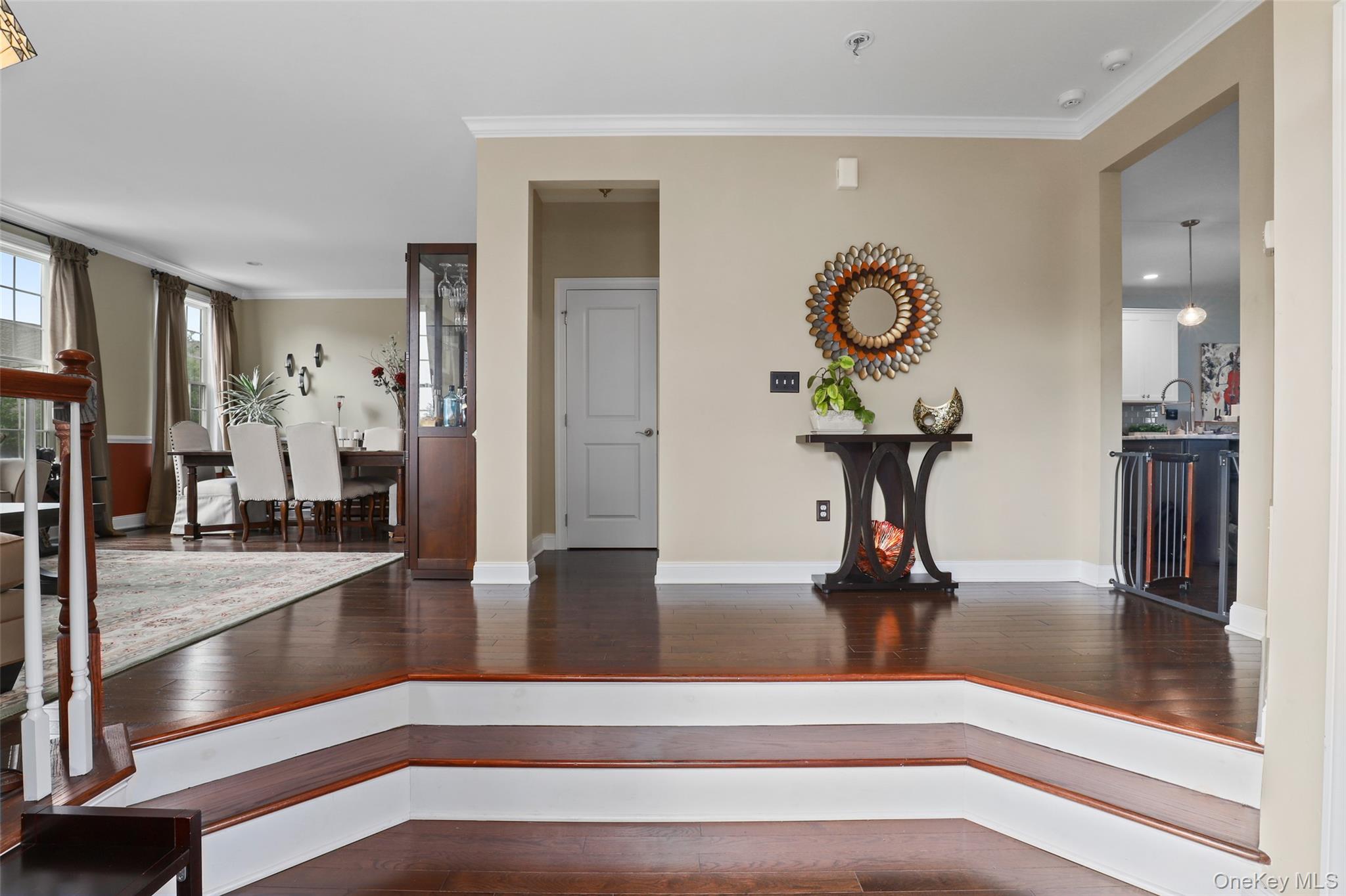 8 Langeloth Drive – For Sale photo 5