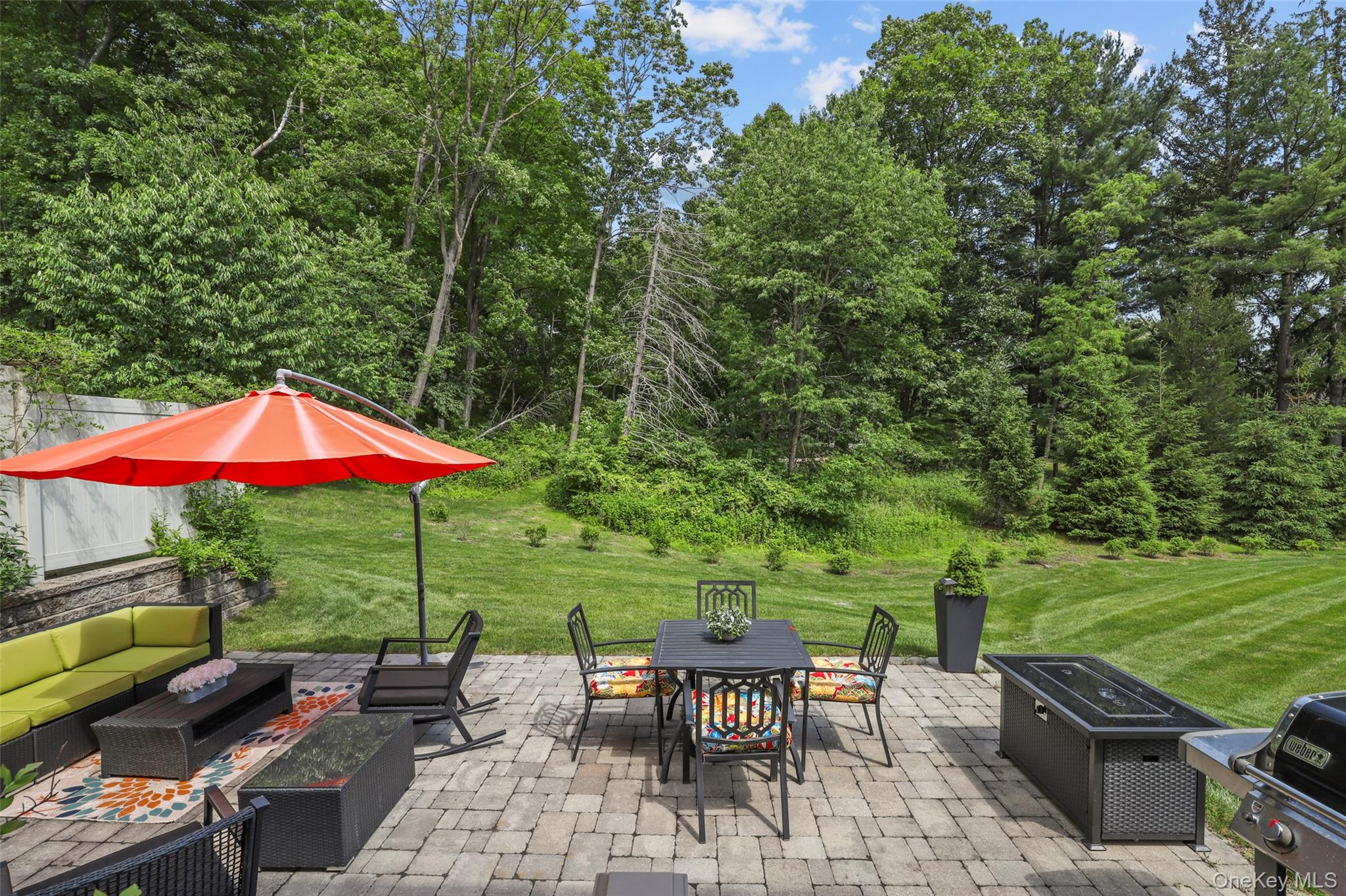 8 Langeloth Drive – For Sale photo 3