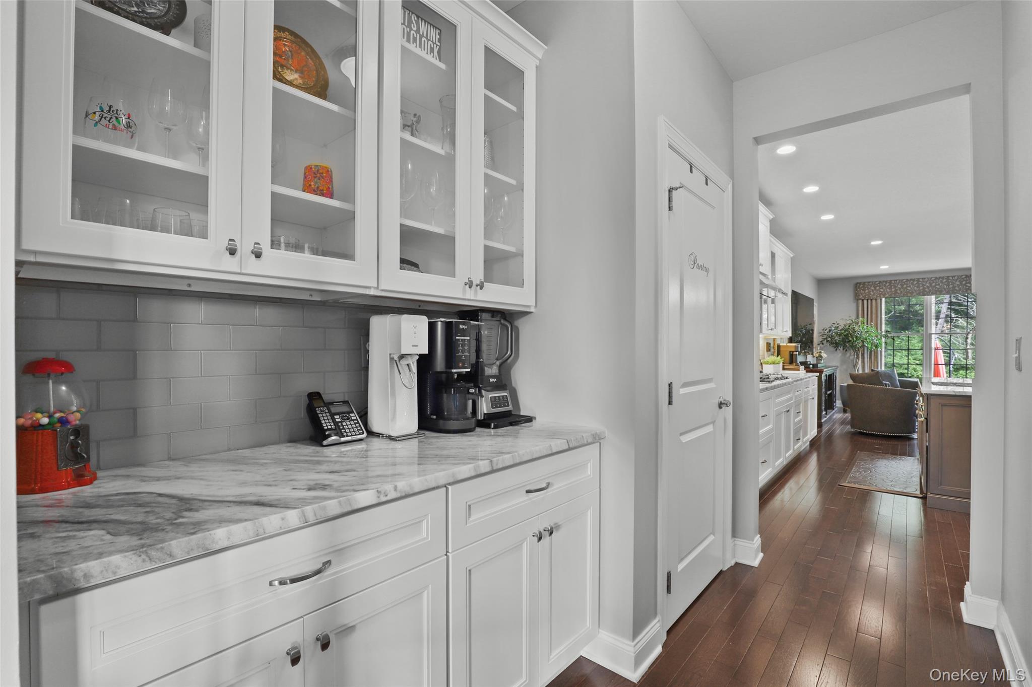 8 Langeloth Drive – For Sale photo 11