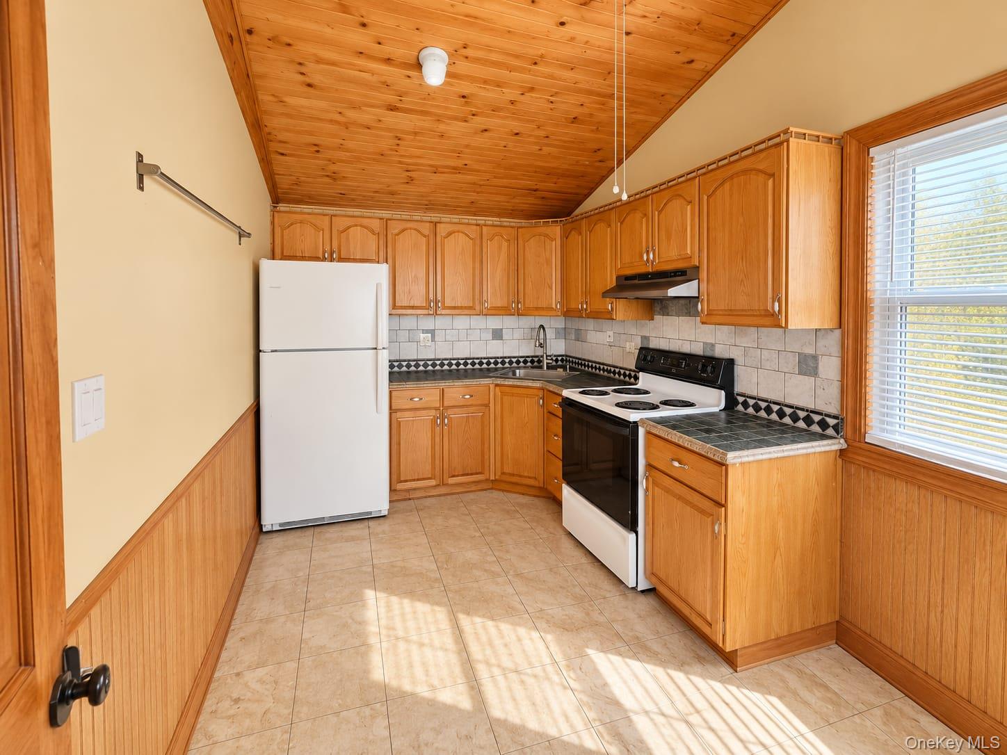 64 Sylvan Trail – For Sale photo 2