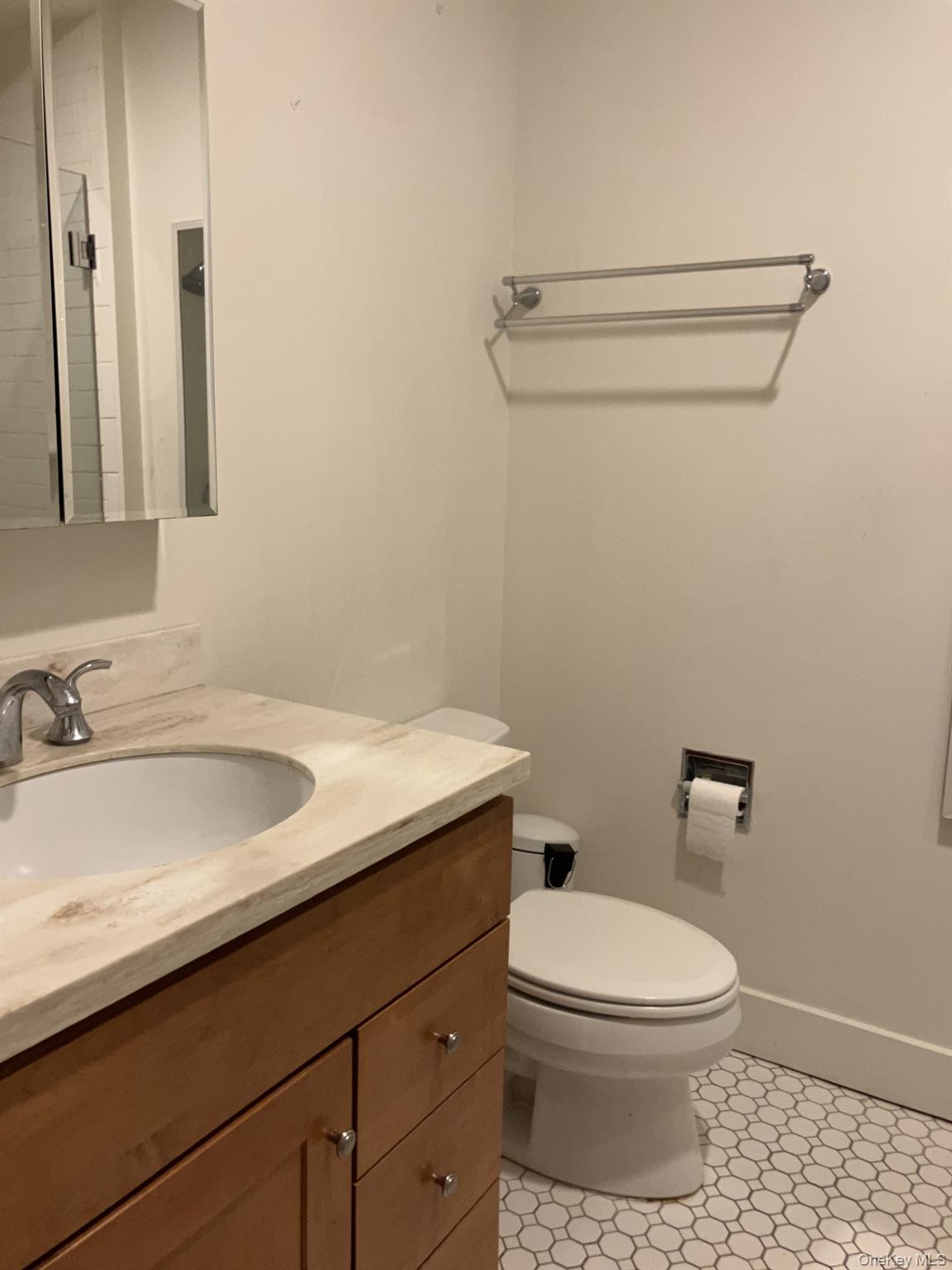 36 Main Street – For Rent photo 3