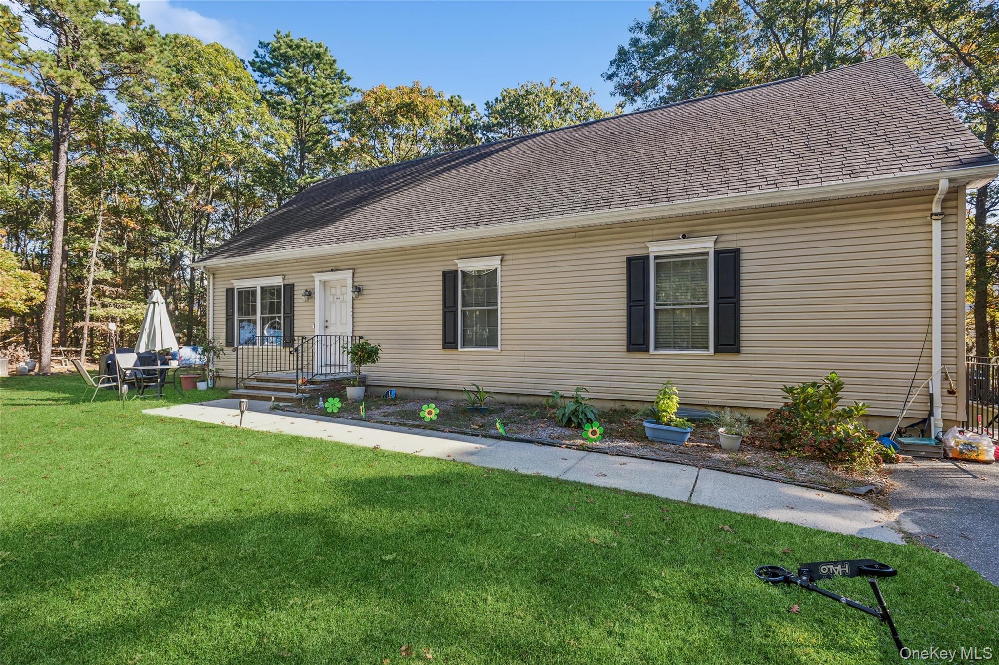 164 Wading River Road – For Sale photo 22
