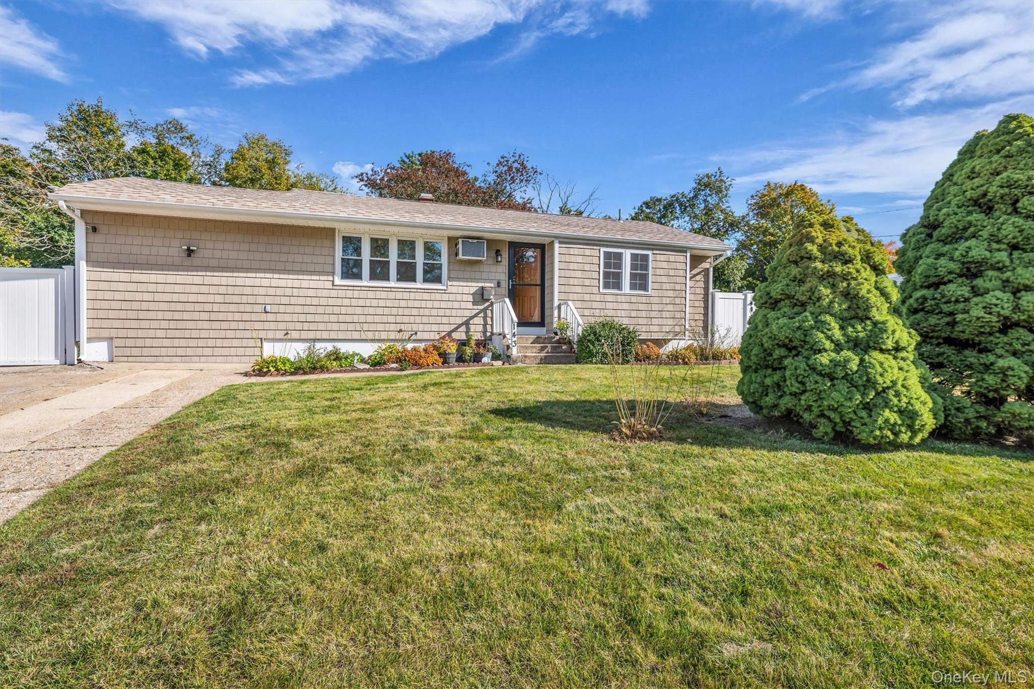 143 Dovecote Lane – For Sale