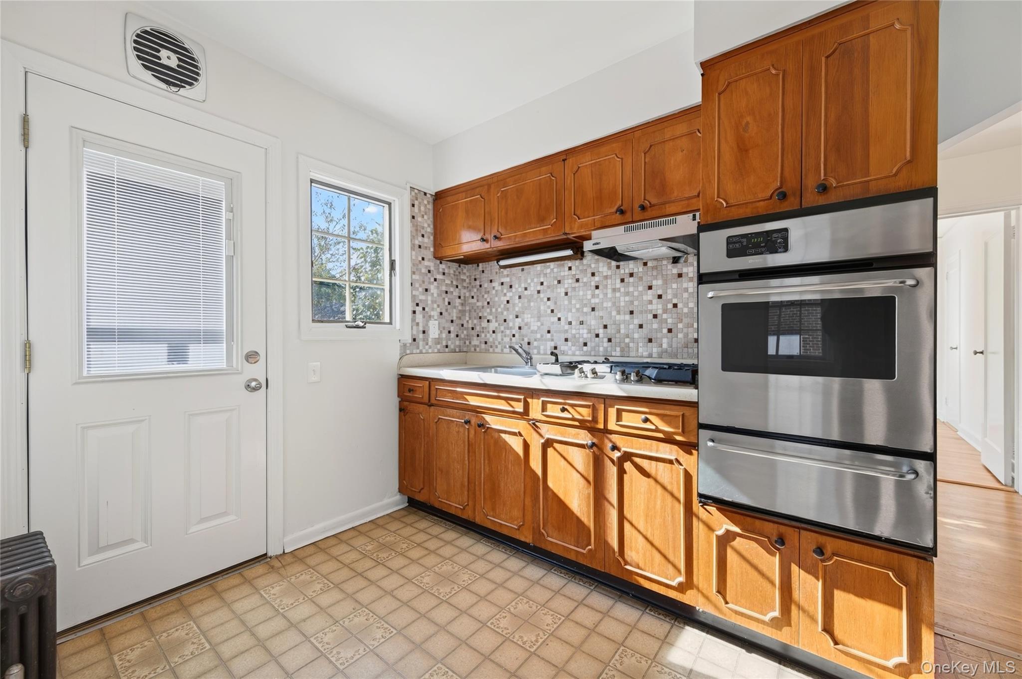22 Dallas Avenue – For Sale photo 10