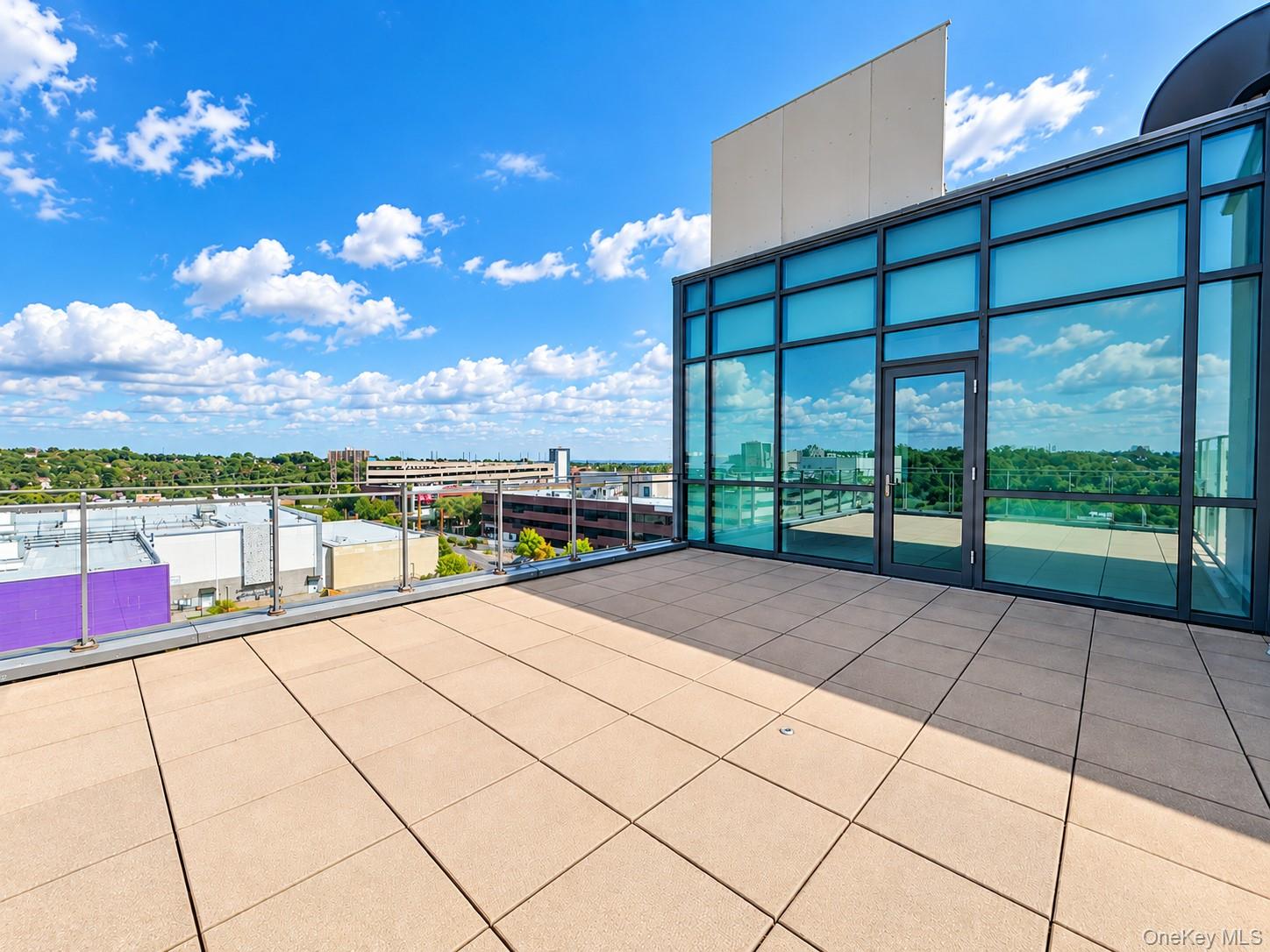 701 Ridge Hill Boulevard, Unit PHI photo 8