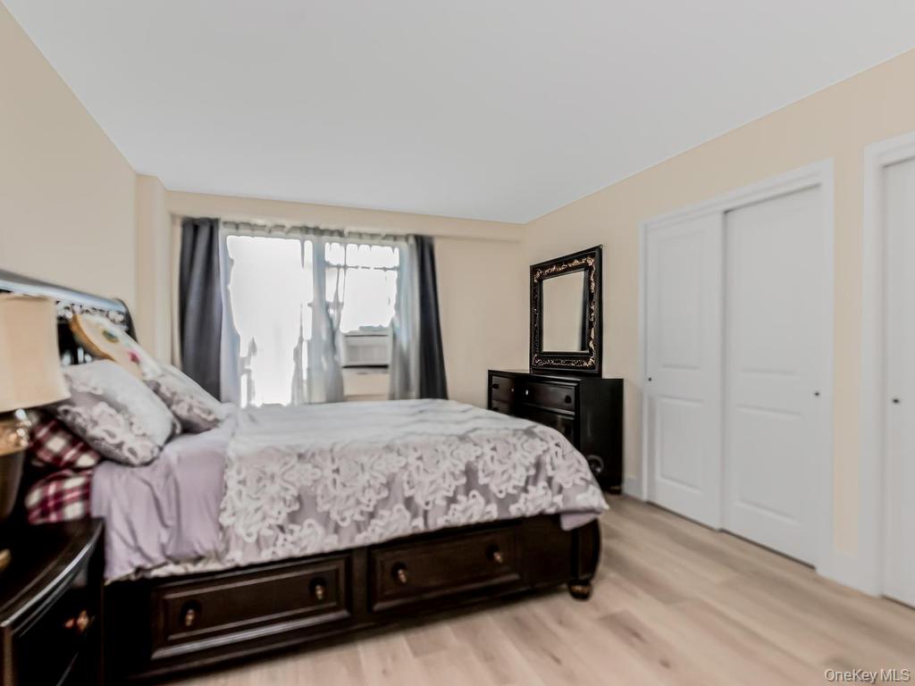 820 Boynton Avenue, Unit 7A photo 9
