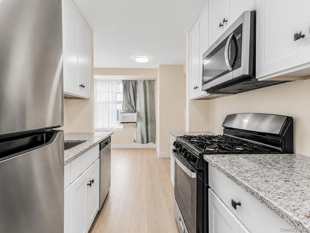 820 Boynton Avenue, Unit 7A photo 7