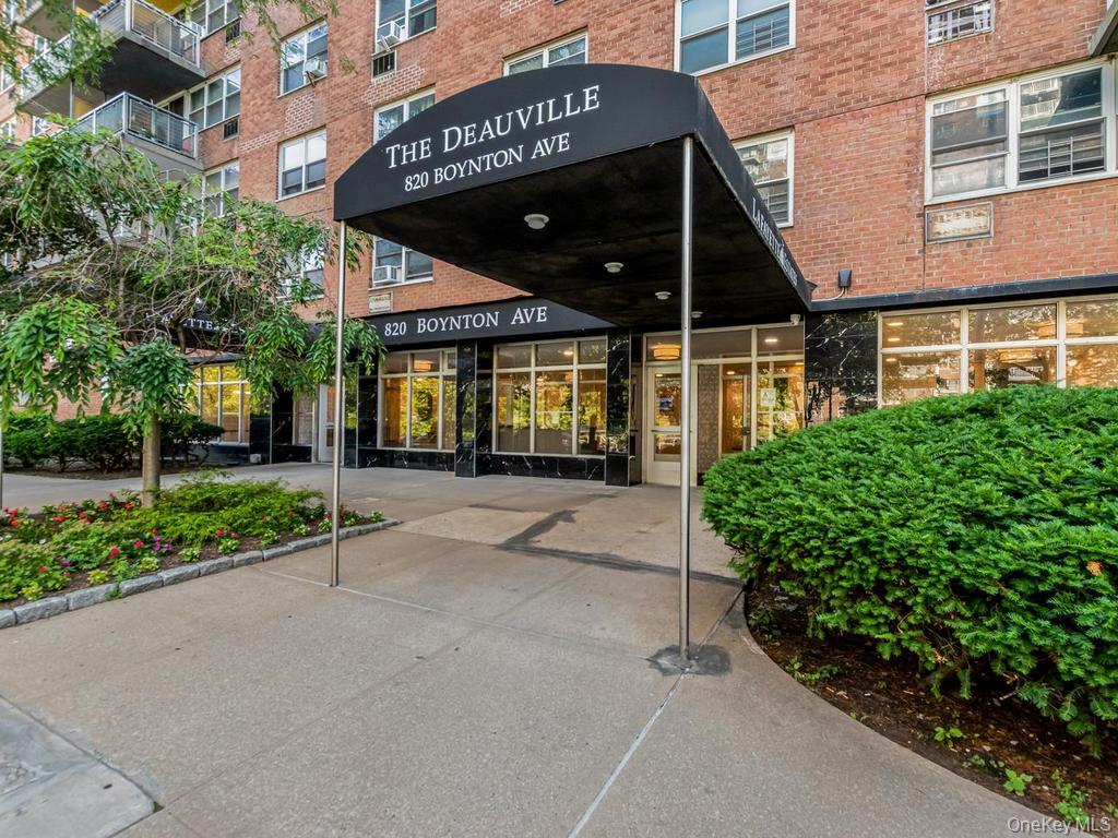 820 Boynton Avenue, Unit 7A photo 16