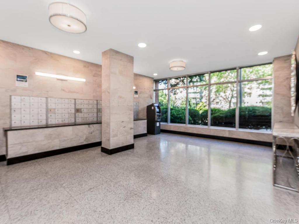 820 Boynton Avenue, Unit 7A photo 15