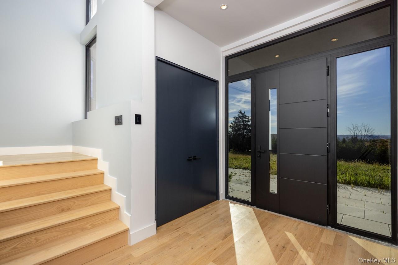 30 High Ridge Road – For Sale photo 3