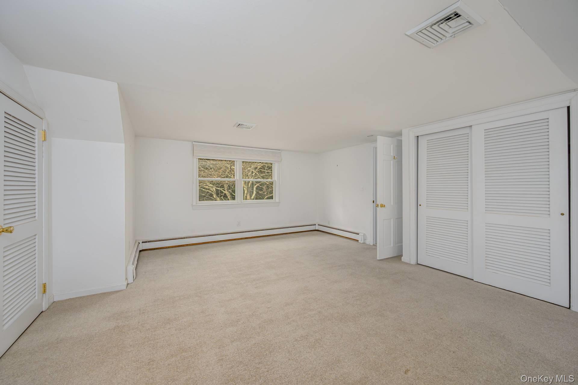 59 Leland Lane – For Sale photo 16