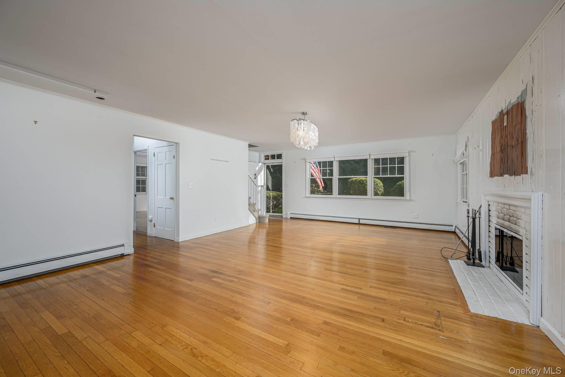 59 Leland Lane – For Sale photo 7