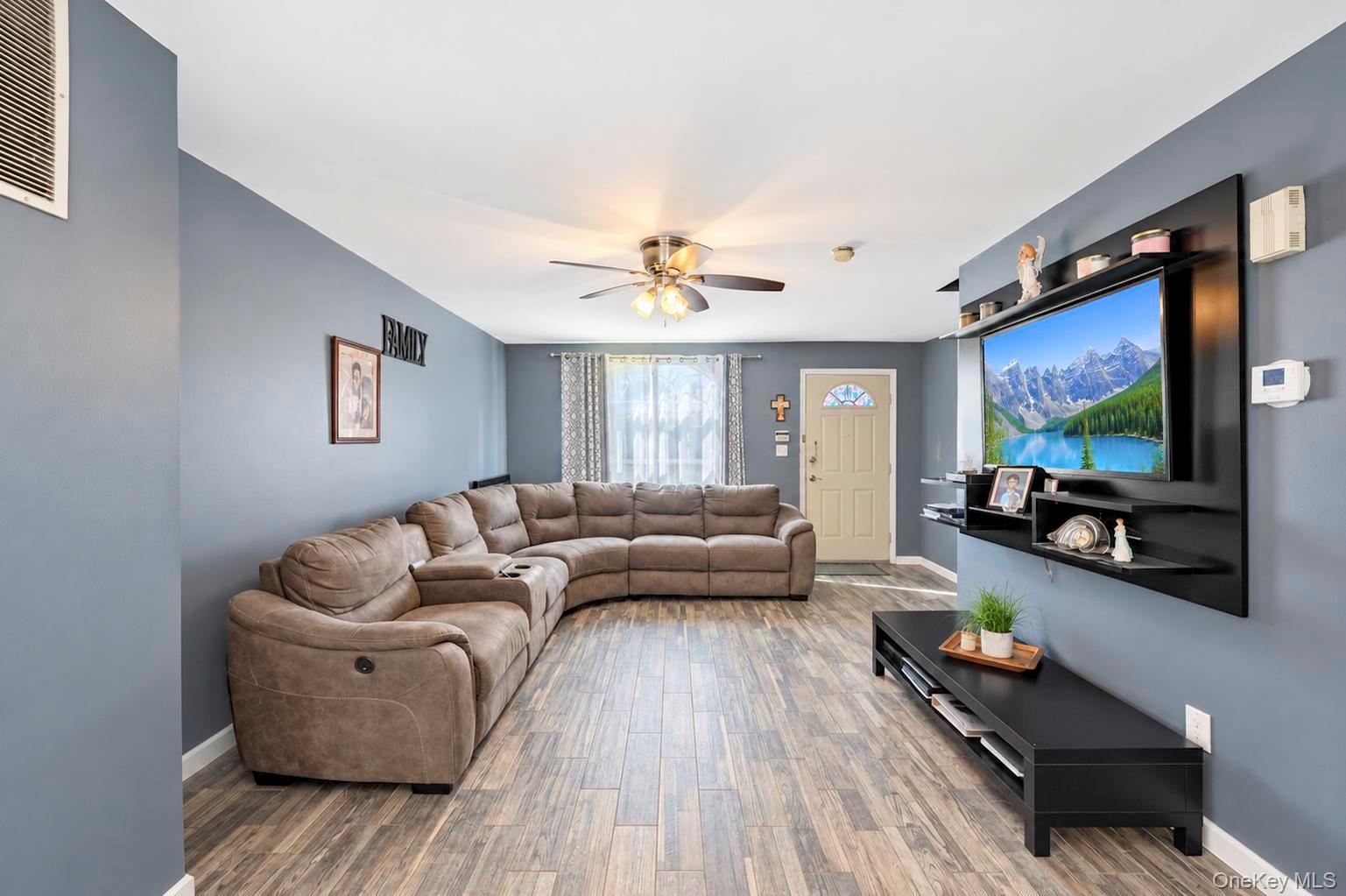 25 Amity Place – For Sale photo 7