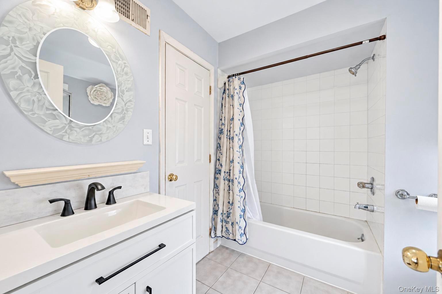 25 Amity Place – For Sale photo 14