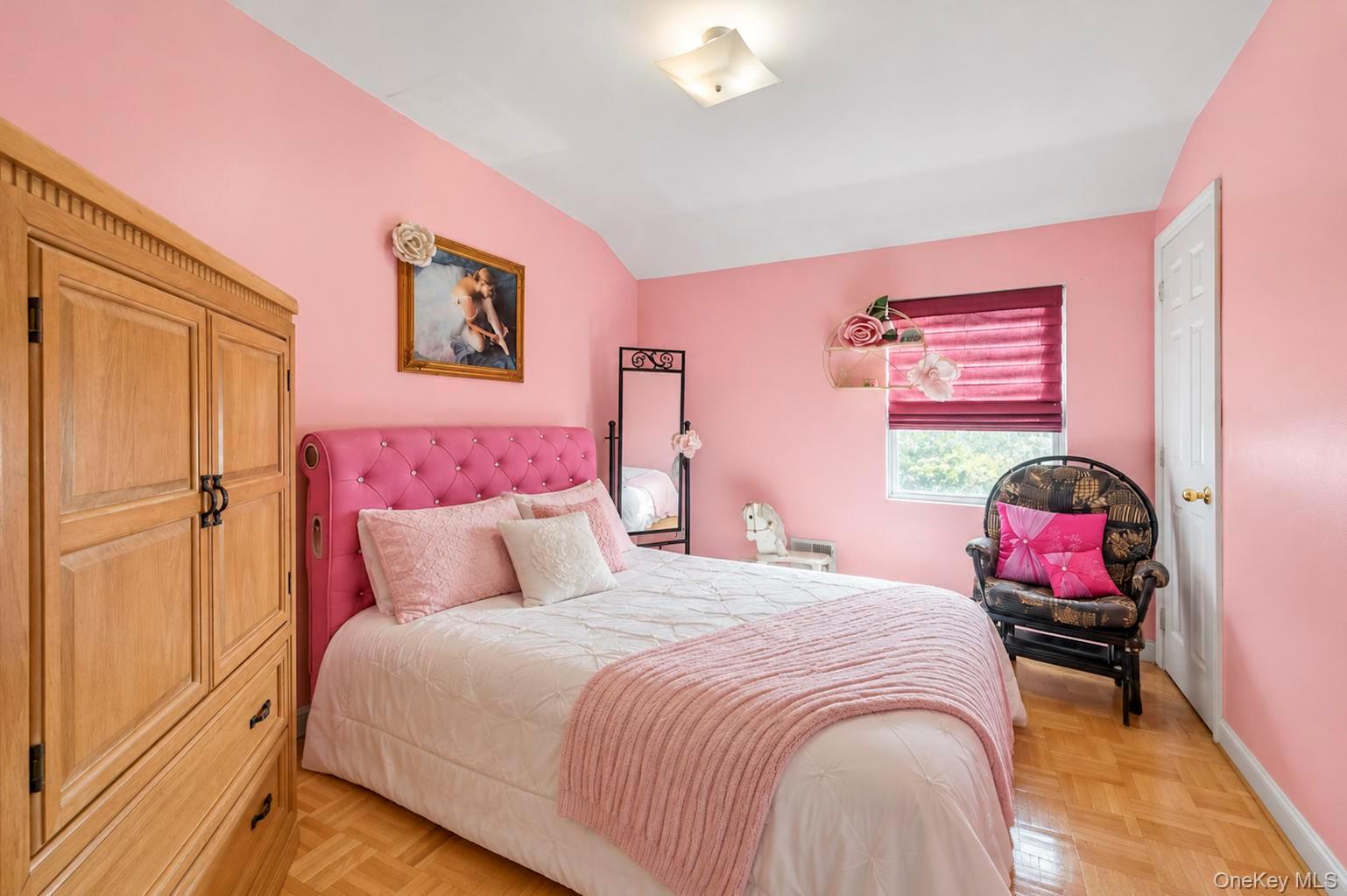 25 Amity Place – For Sale photo 15