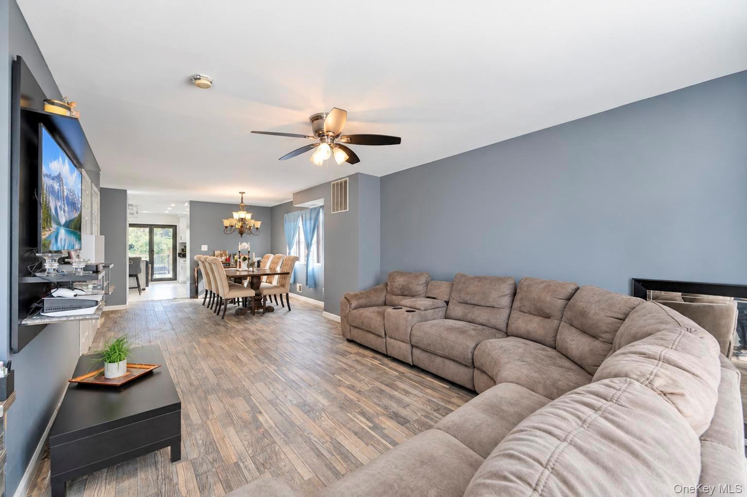 25 Amity Place – For Sale photo 6