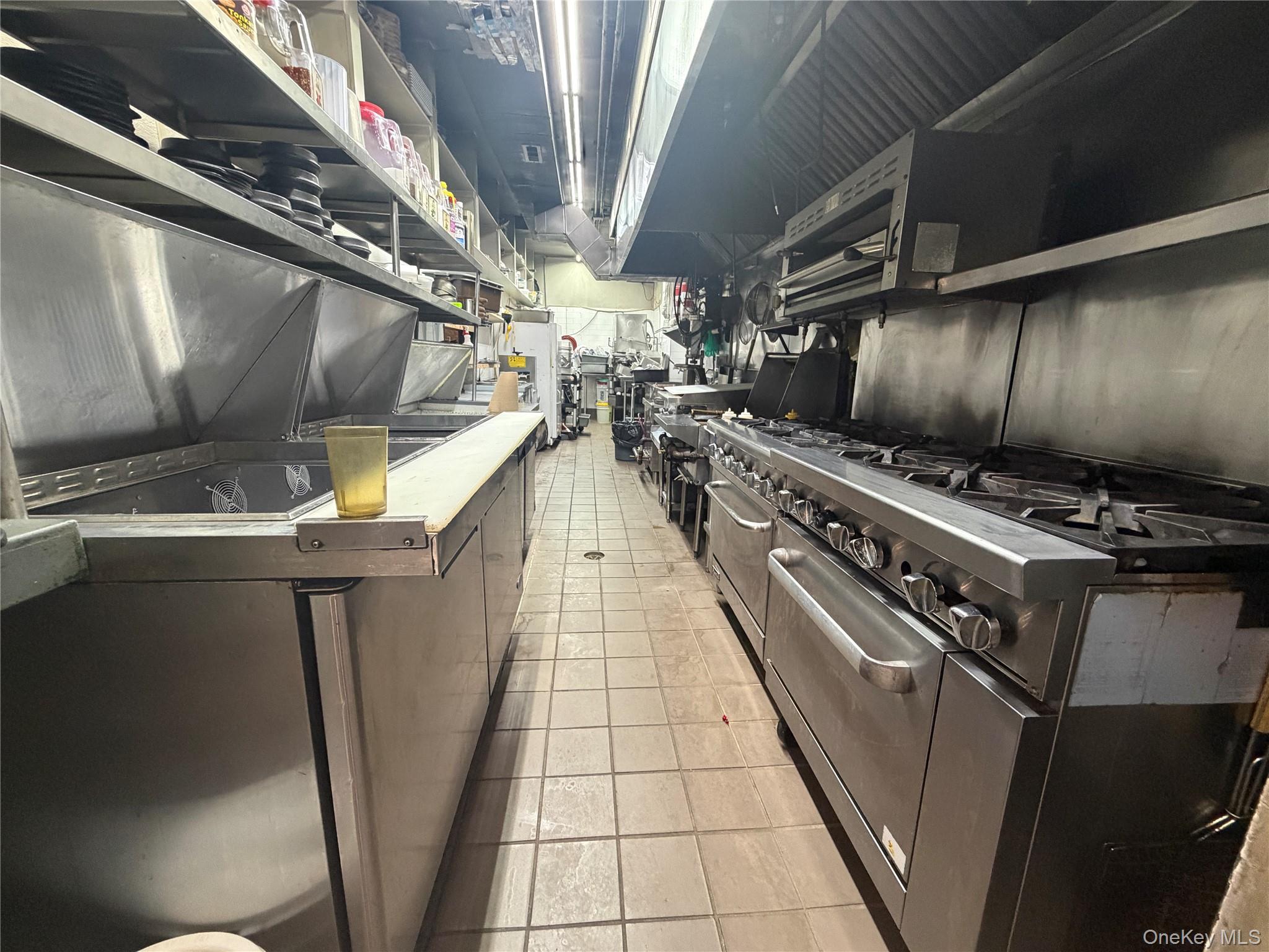 165-19 Northern Boulevard, Unit FL1 photo 6