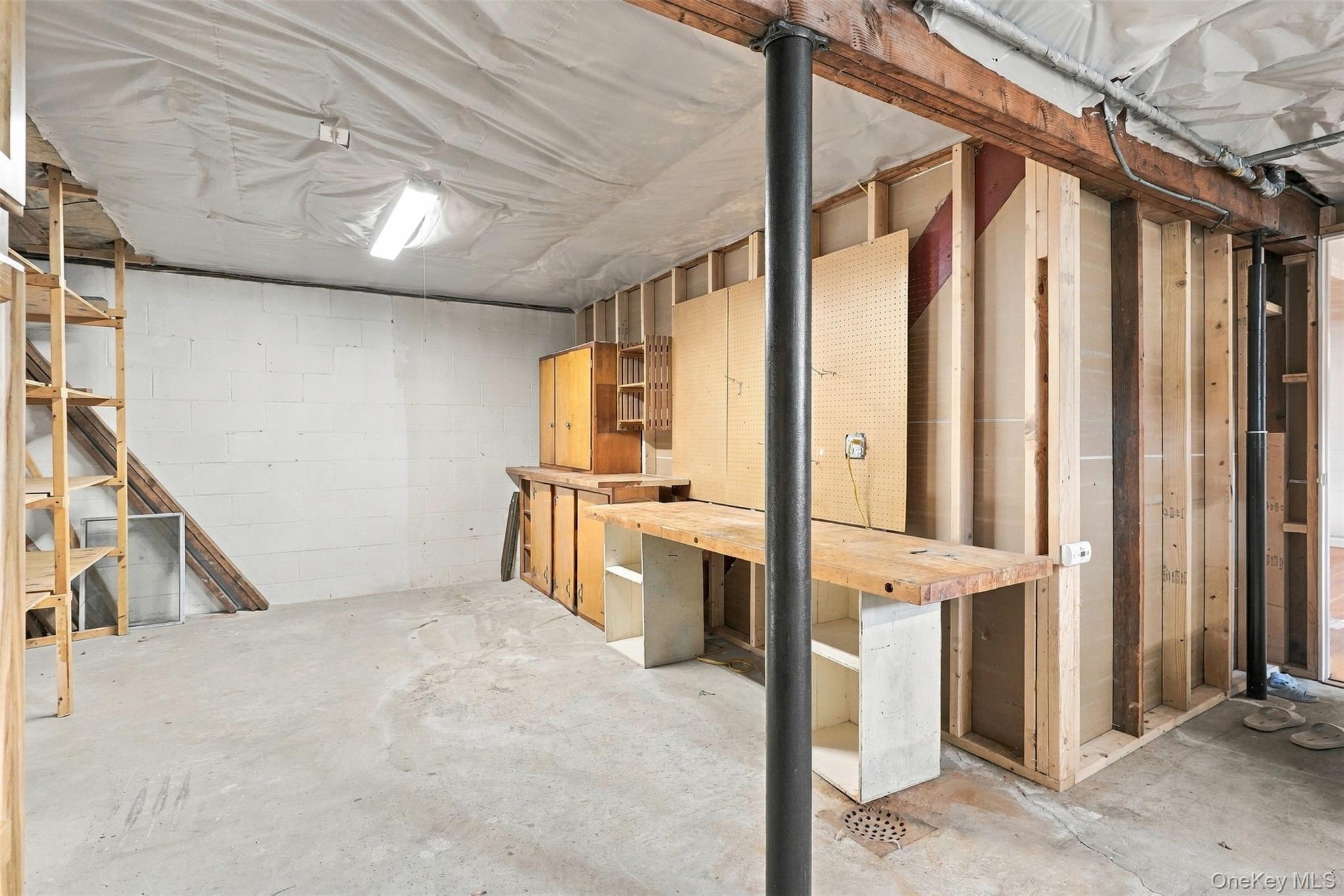 2 Drury Lane – For Rent photo 17