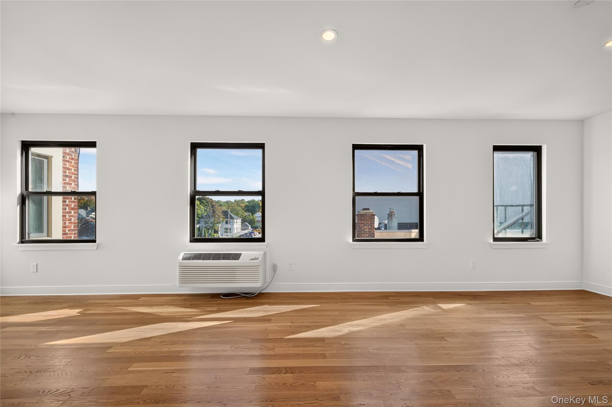 1 Herbert Avenue, Unit 2B photo 4