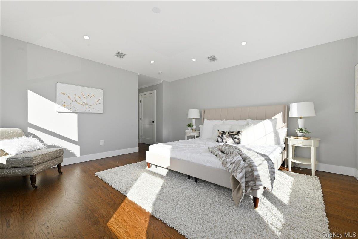 10 Terry Street – For Sale photo 25