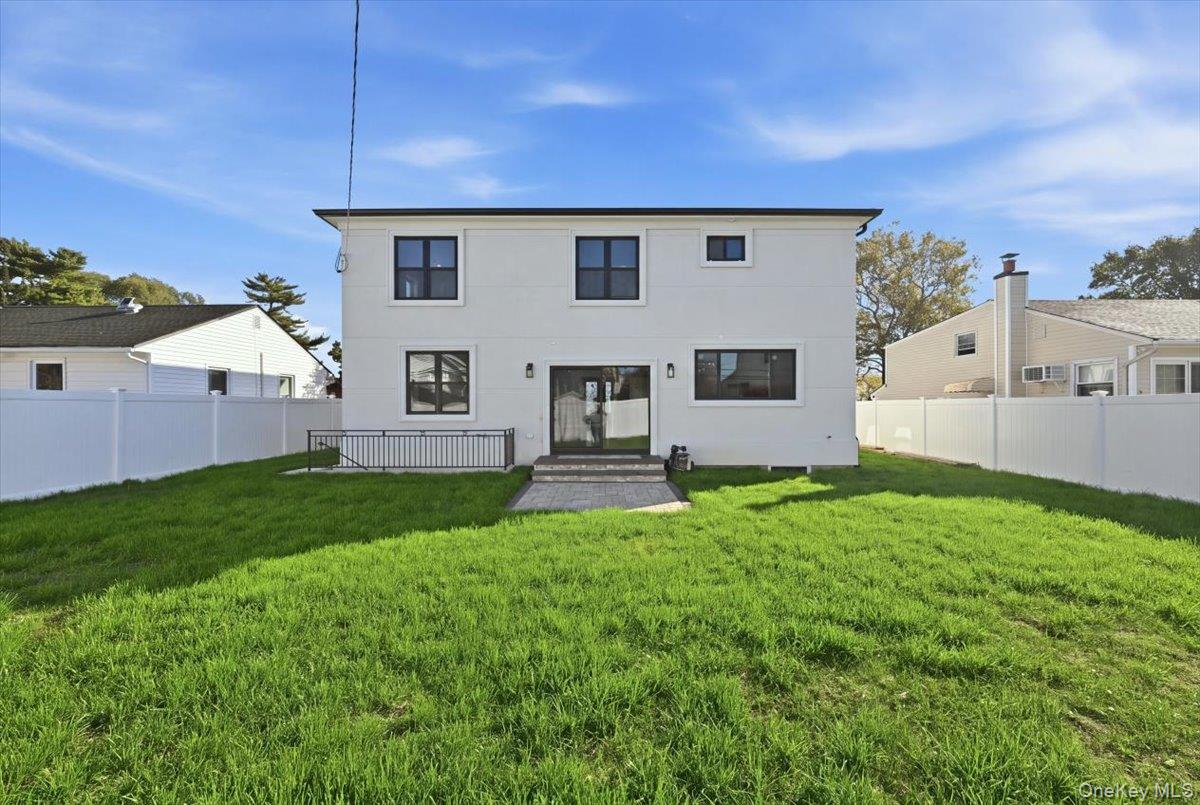 10 Terry Street – For Sale photo 39