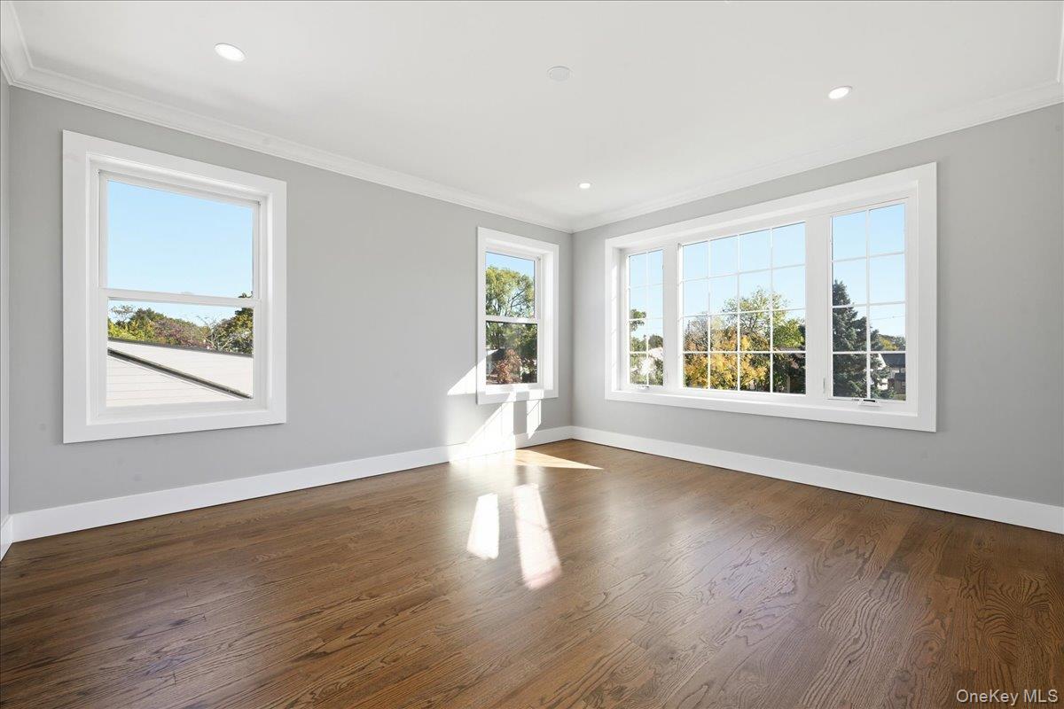 10 Terry Street – For Sale photo 36