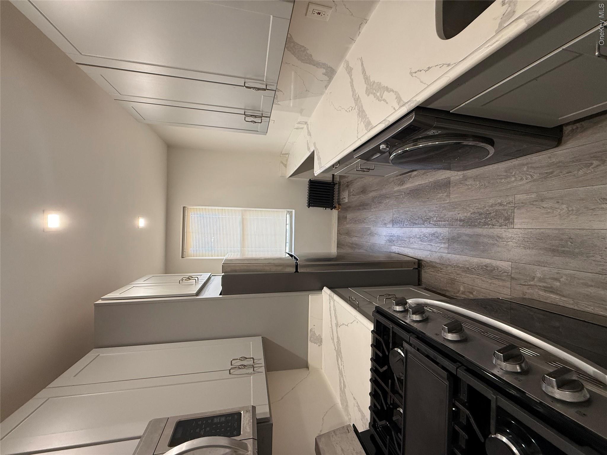 666 Bradford Street – For Rent photo 5