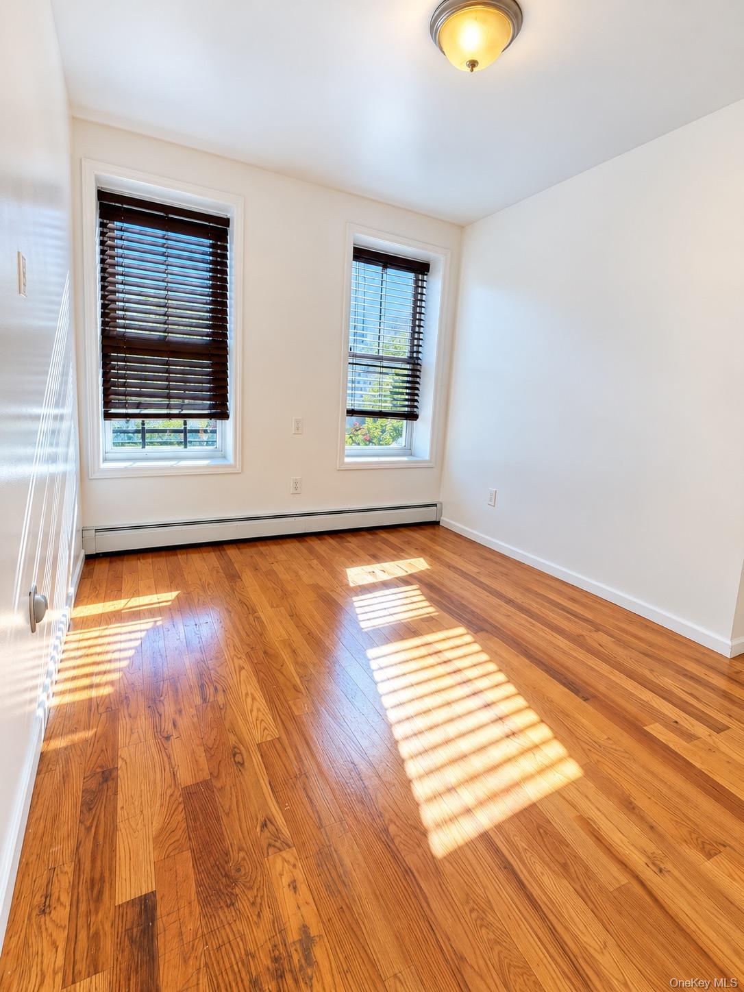 1094 Blake Avenue – For Sale photo 13