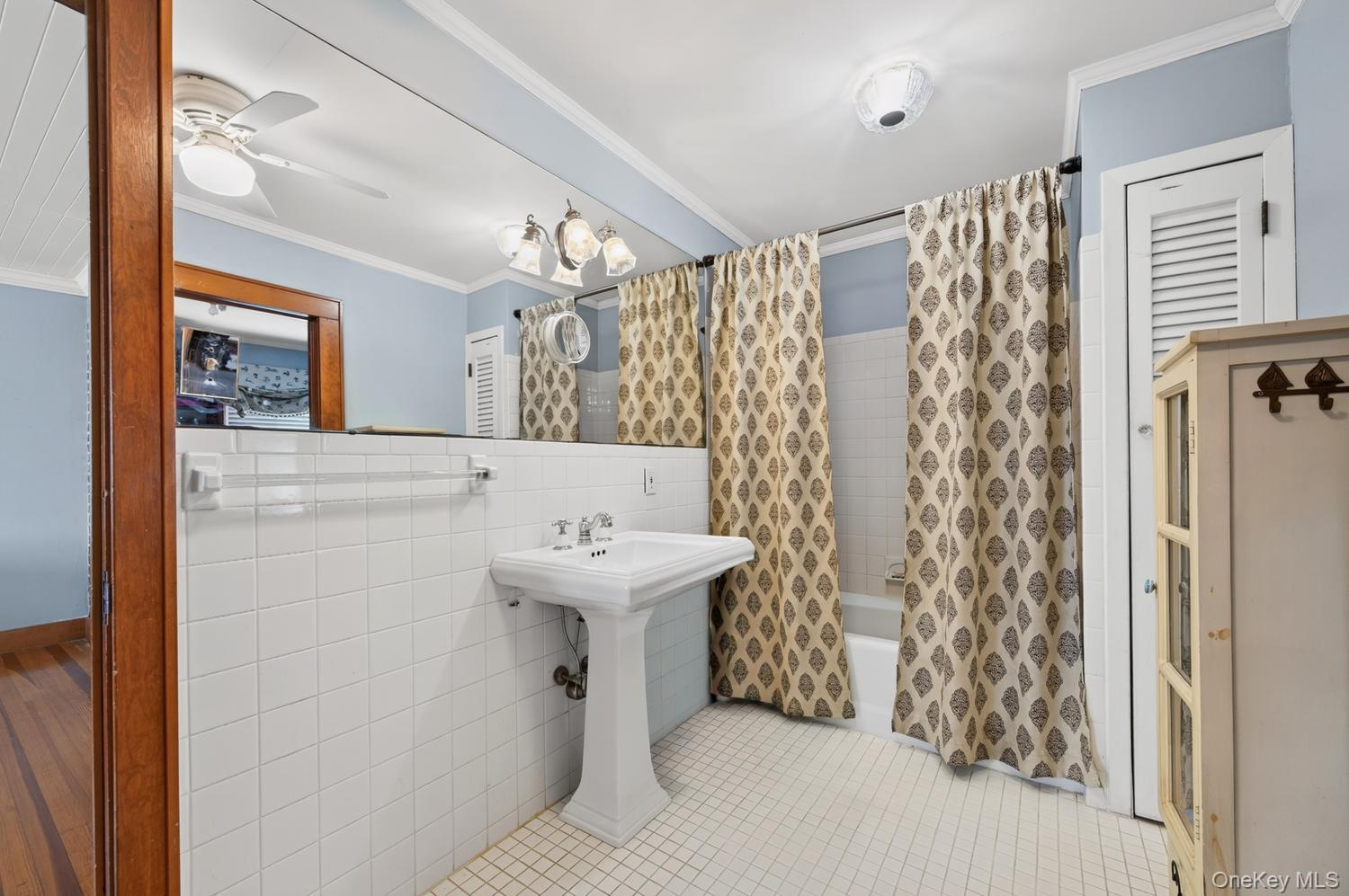 17 Adams Avenue – For Sale photo 16