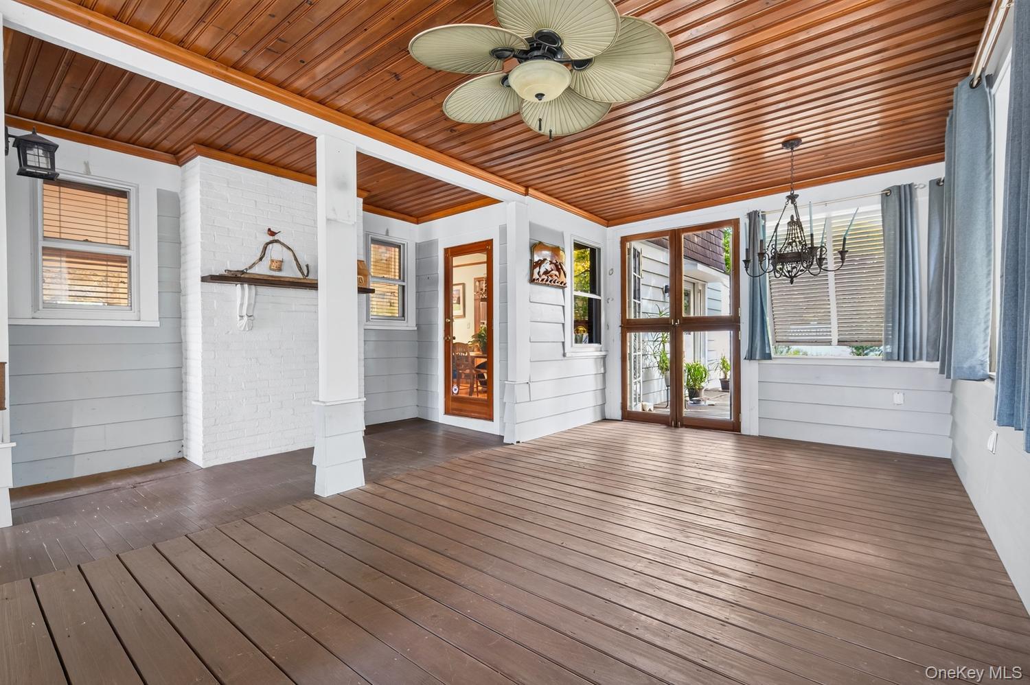 17 Adams Avenue – For Sale photo 12