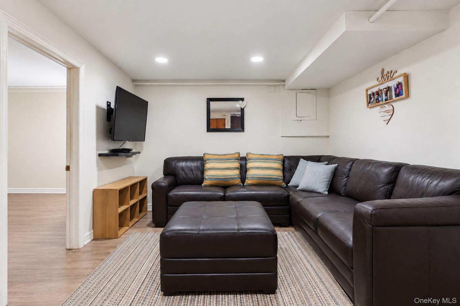 35 Rintin Street – For Sale photo 11