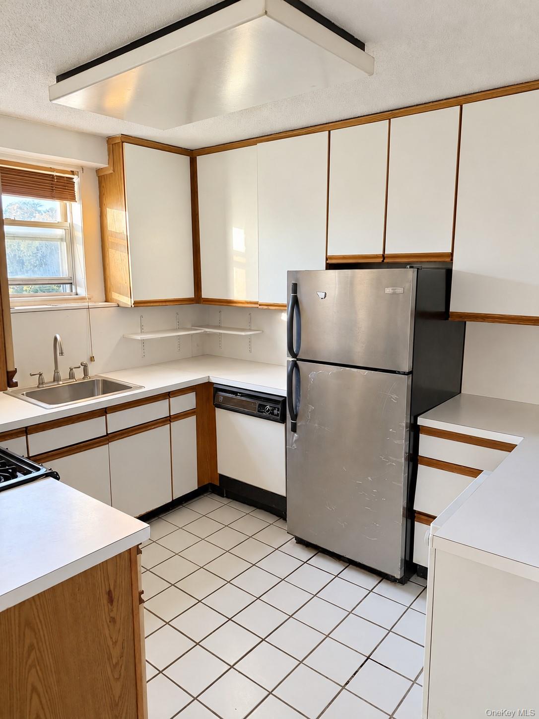 5700 Arlington Avenue, Unit 3V photo 3