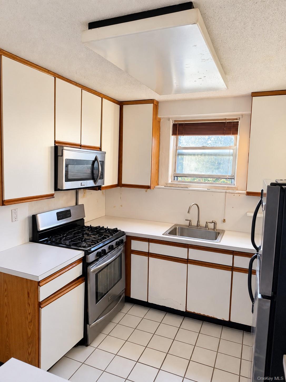 5700 Arlington Avenue, Unit 3V photo 4