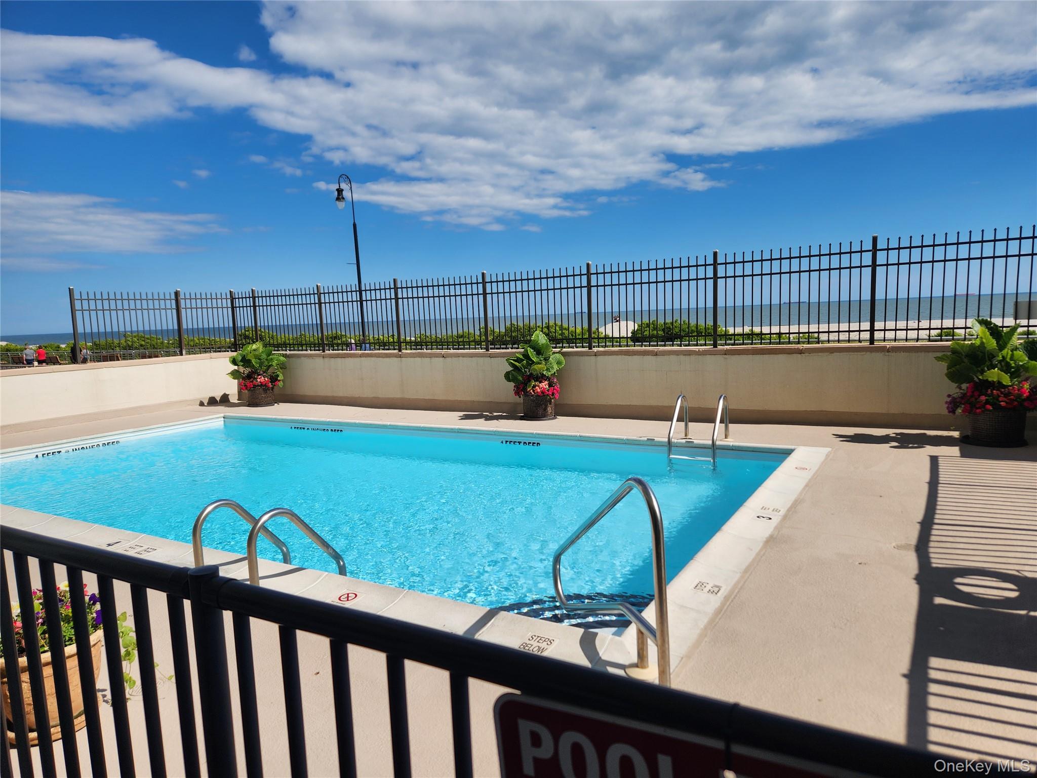 420 Shore Road, Unit 3B photo 2
