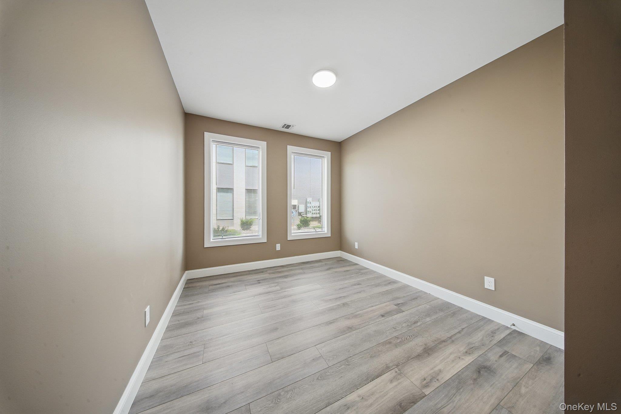 1 Sabrina Court, Unit 6 photo 16