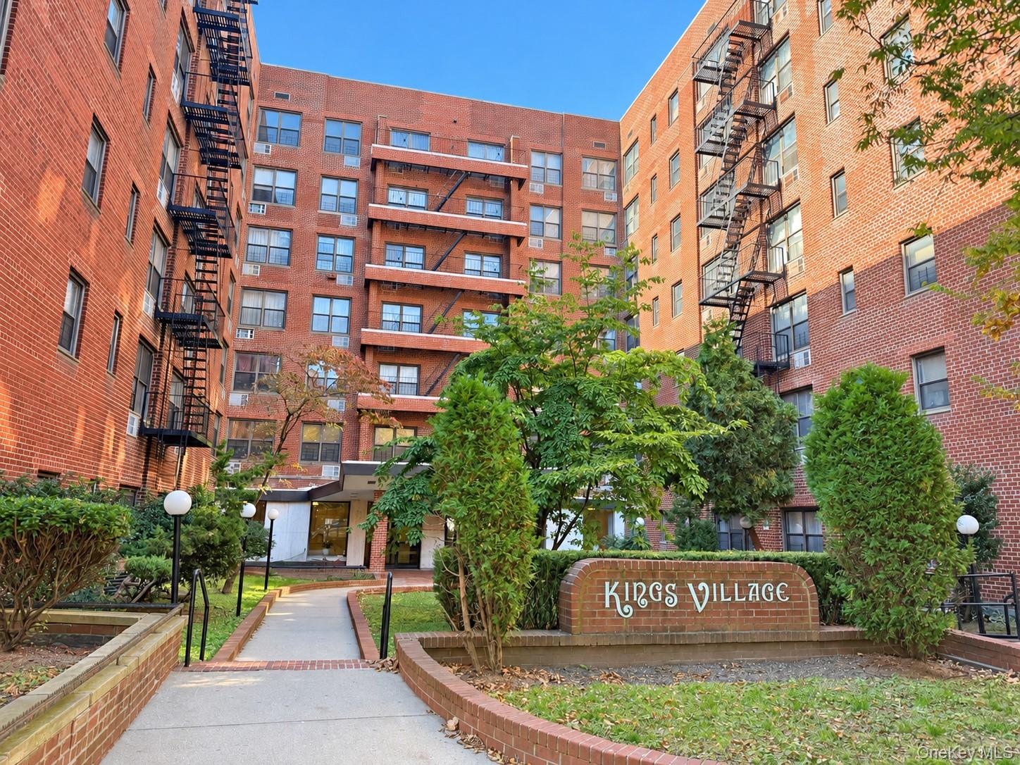 1200 E 53rd Street, Unit 3P