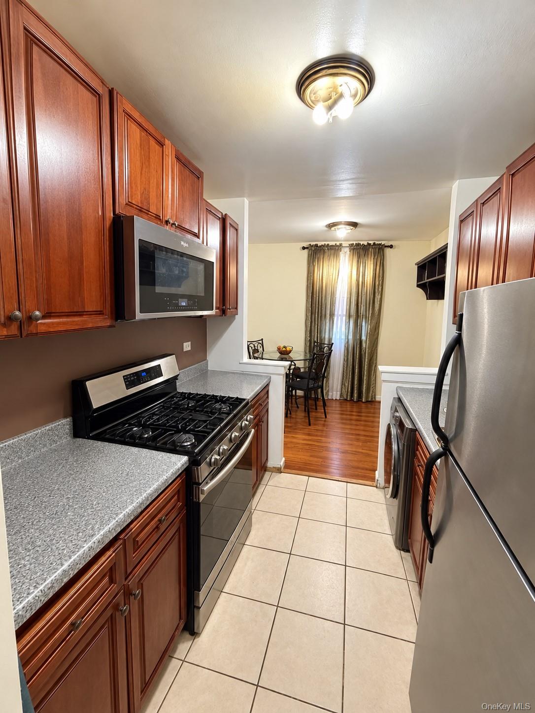 1200 E 53rd Street, Unit 3P photo 4