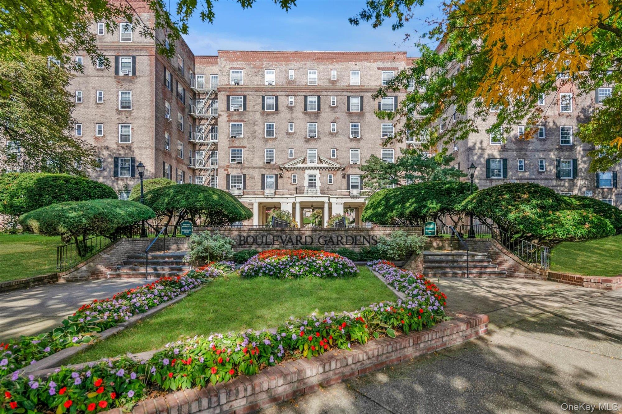 54-17 31st Avenue, Unit 4K