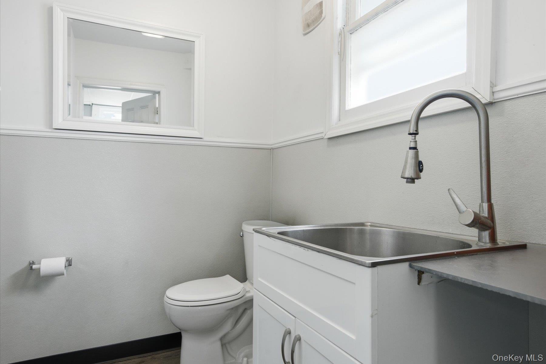 575 Montauk Highway – For Rent photo 12