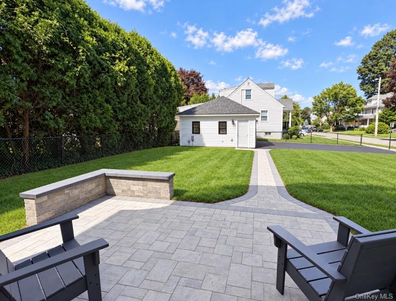 27 Hastings Avenue – For Sale photo 24