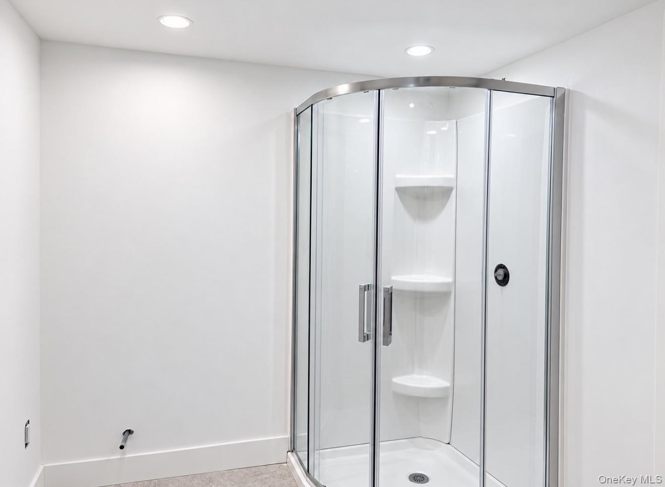 27 Hastings Avenue – For Sale photo 21