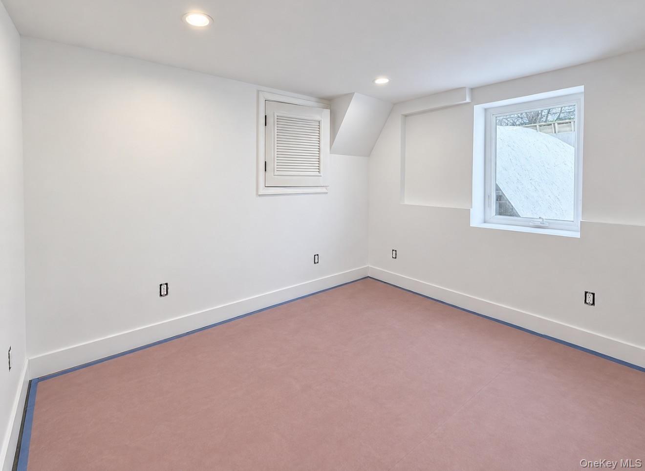 27 Hastings Avenue – For Sale photo 22