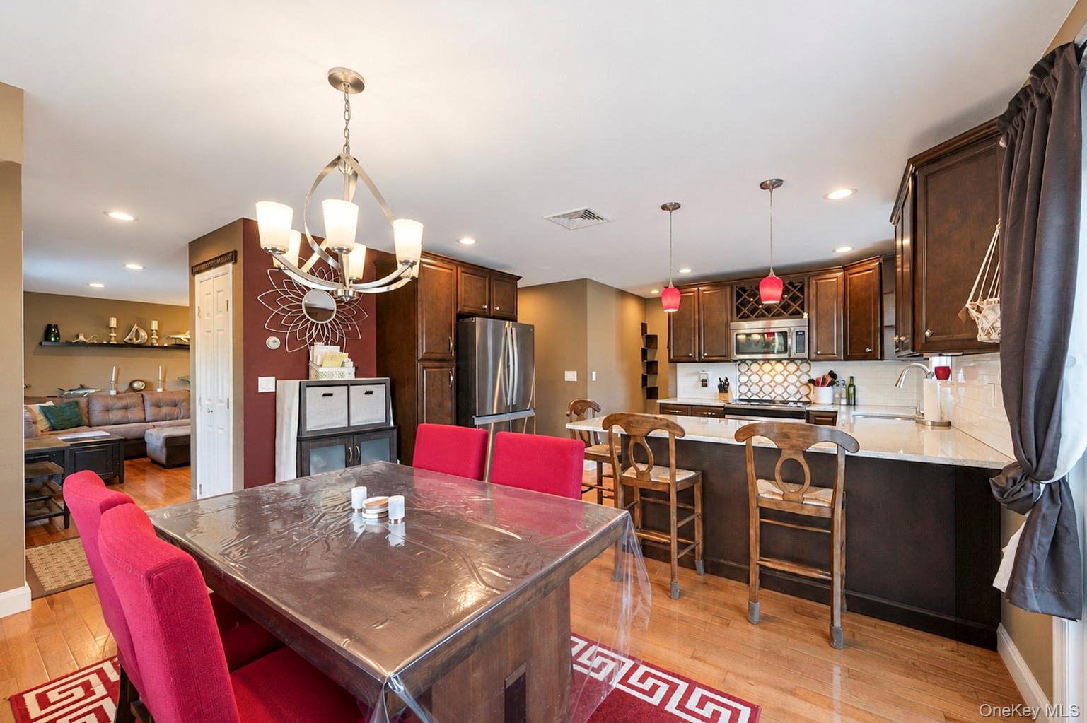 16 Neptune Avenue – For Sale photo 22