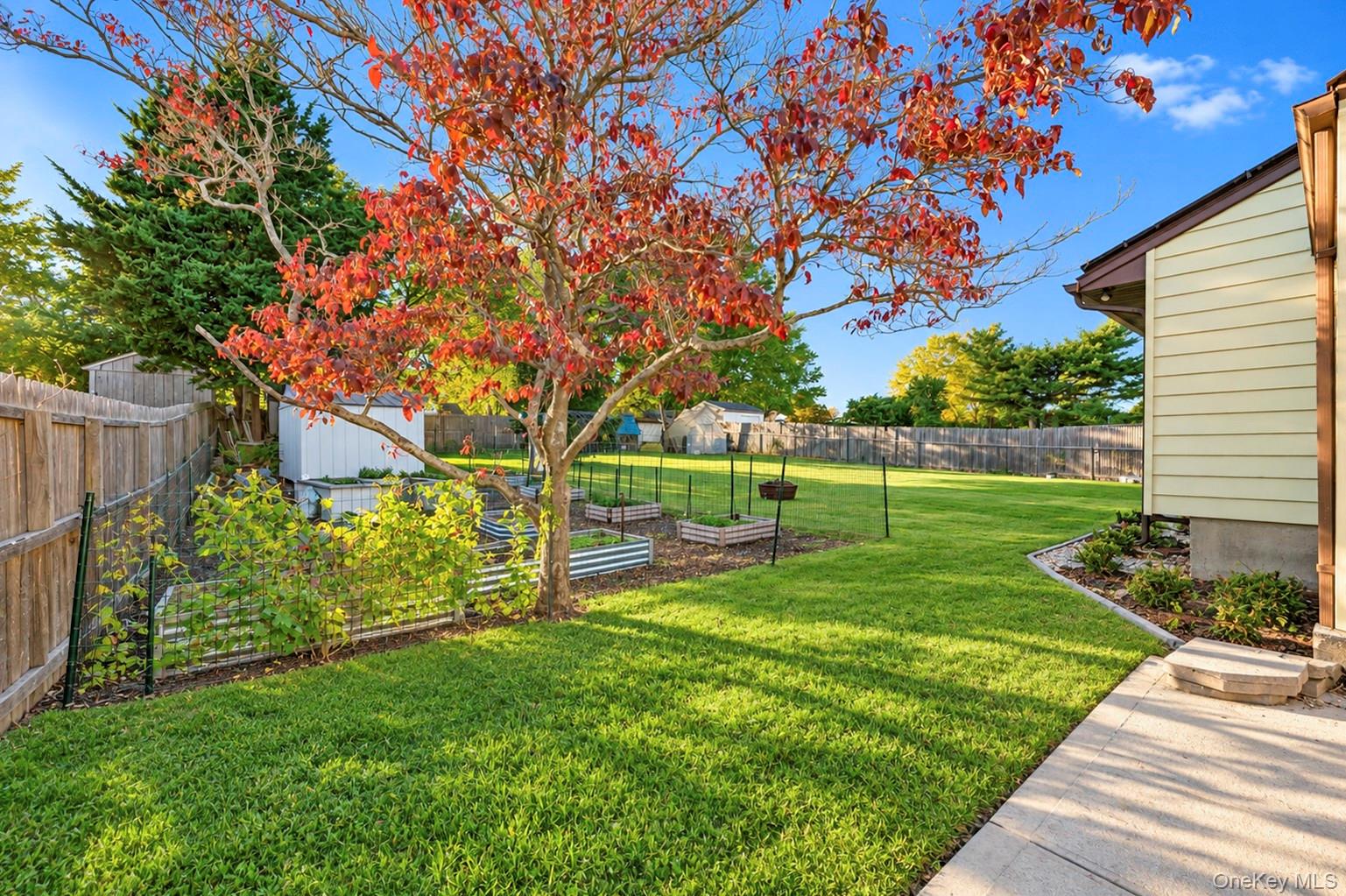 16 Neptune Avenue – For Sale photo 8