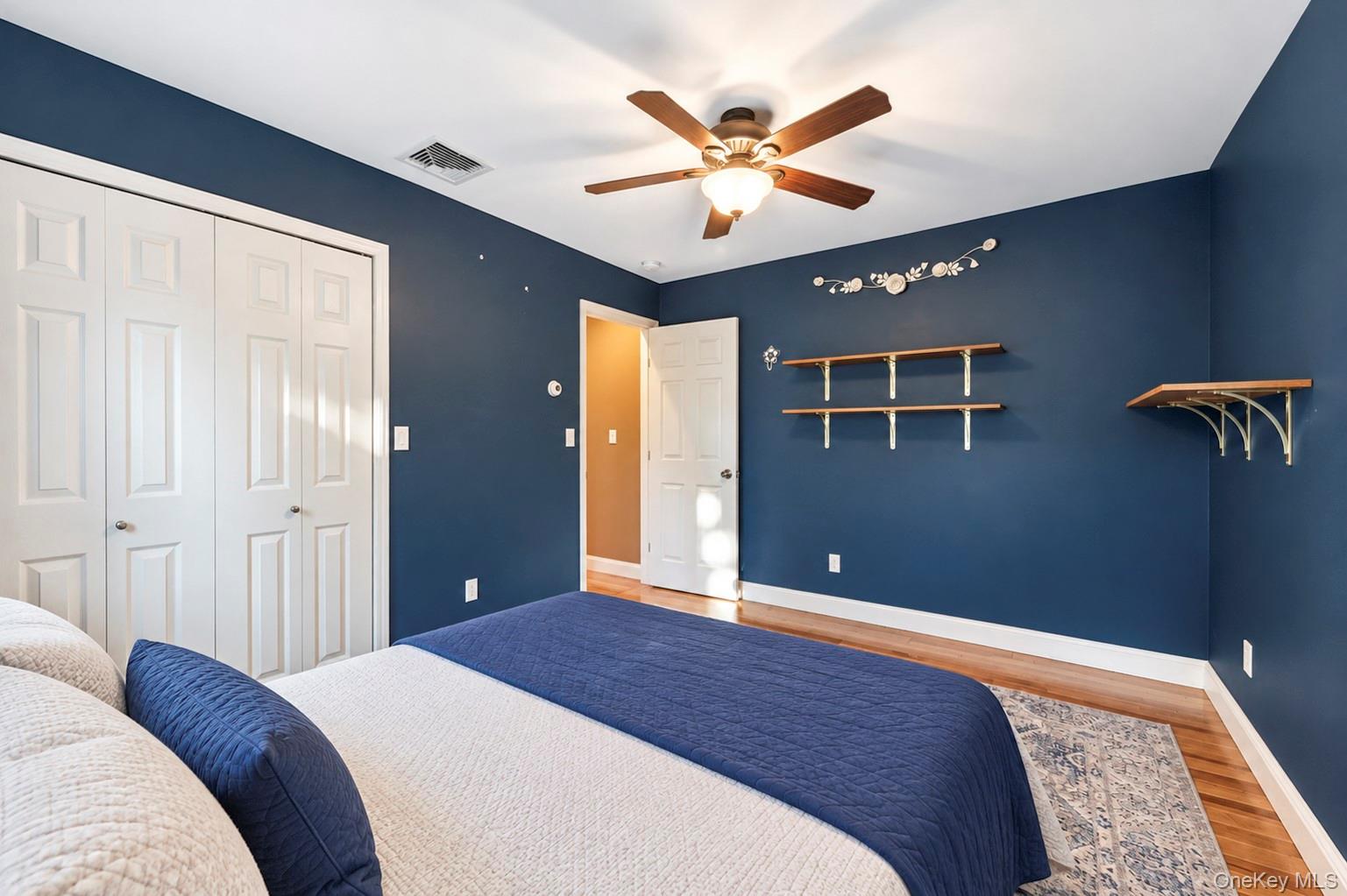 16 Neptune Avenue – For Sale photo 33