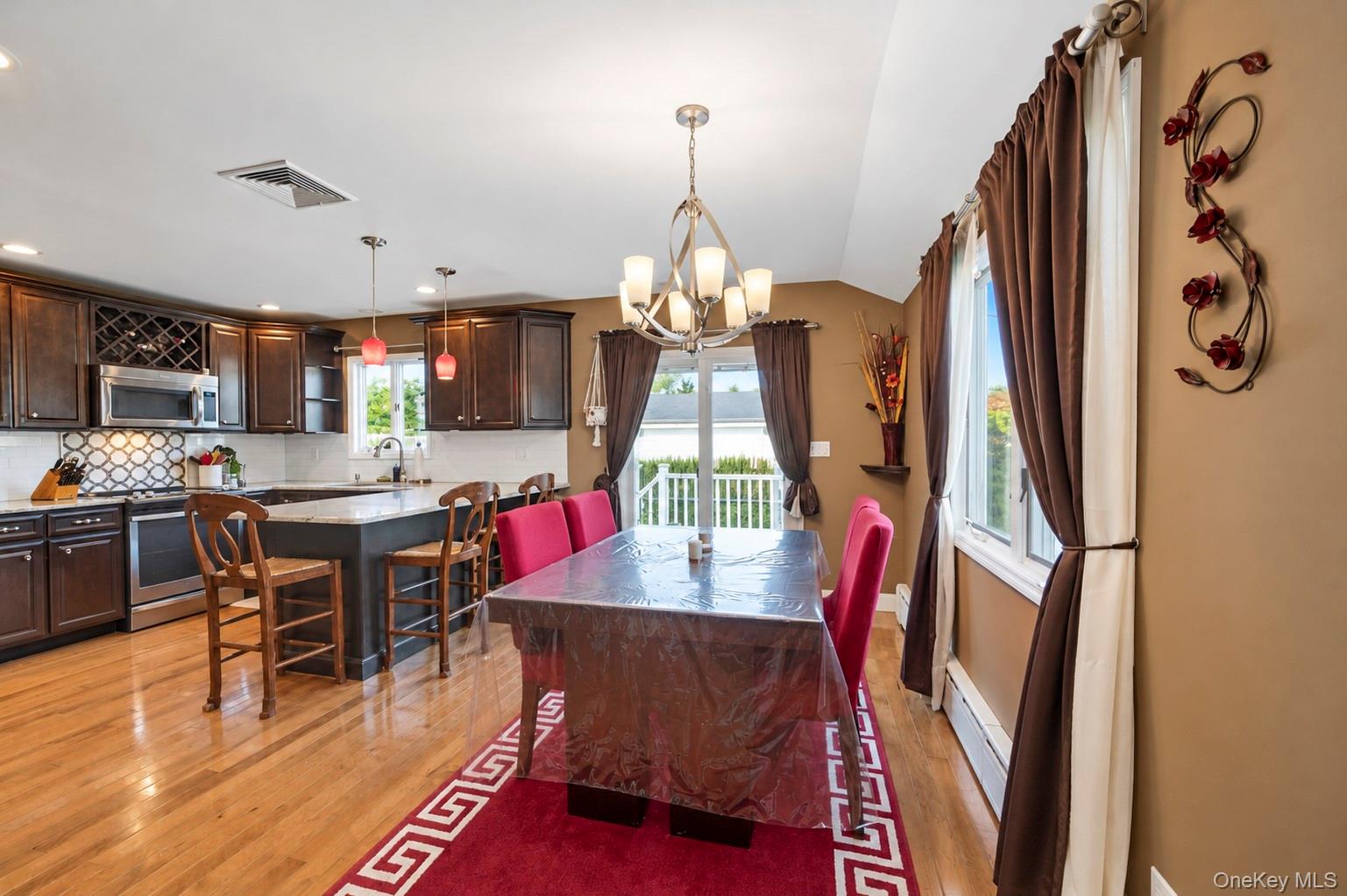 16 Neptune Avenue – For Sale photo 19