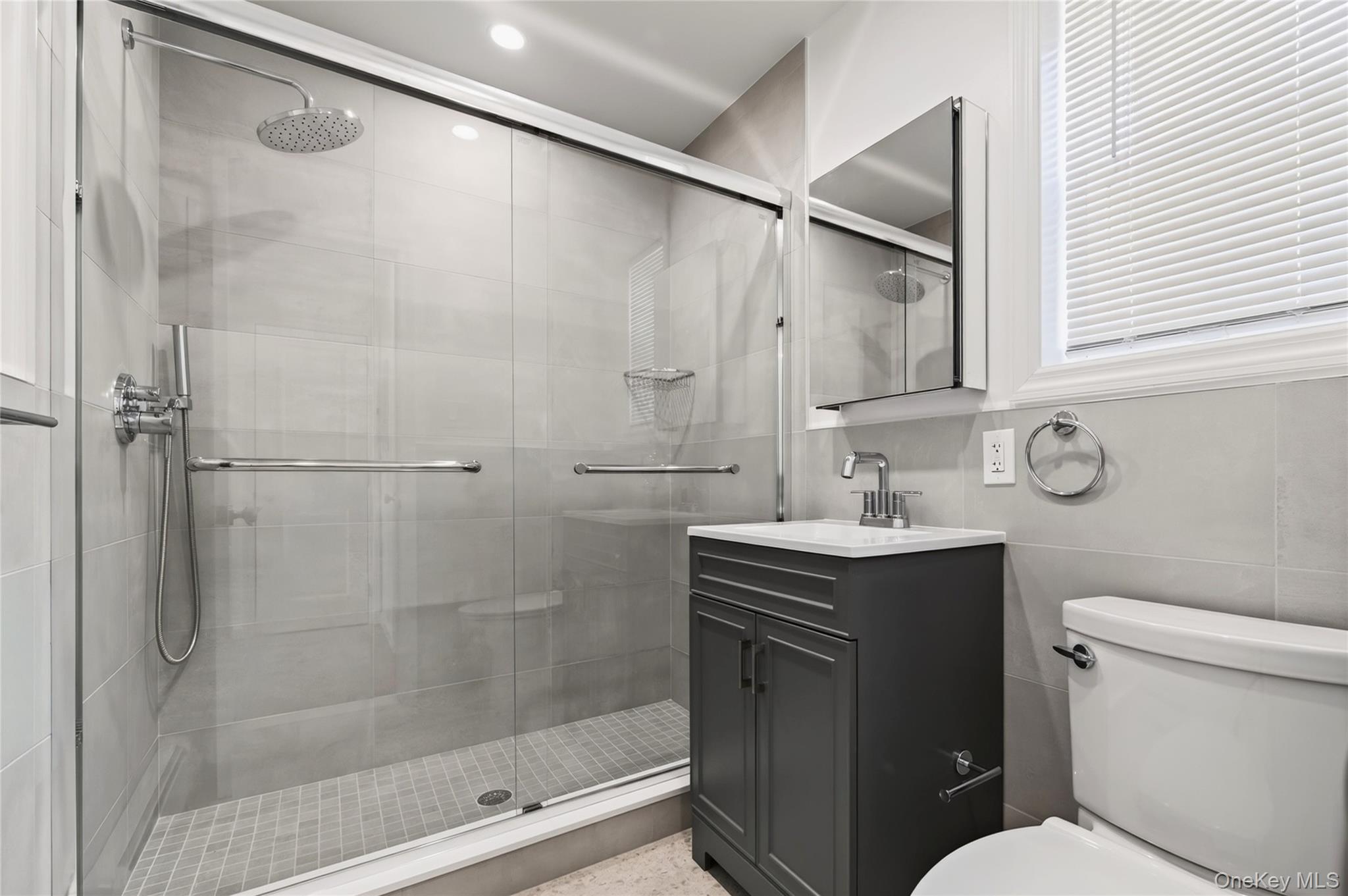 25 Bella Vista Avenue – For Rent photo 19